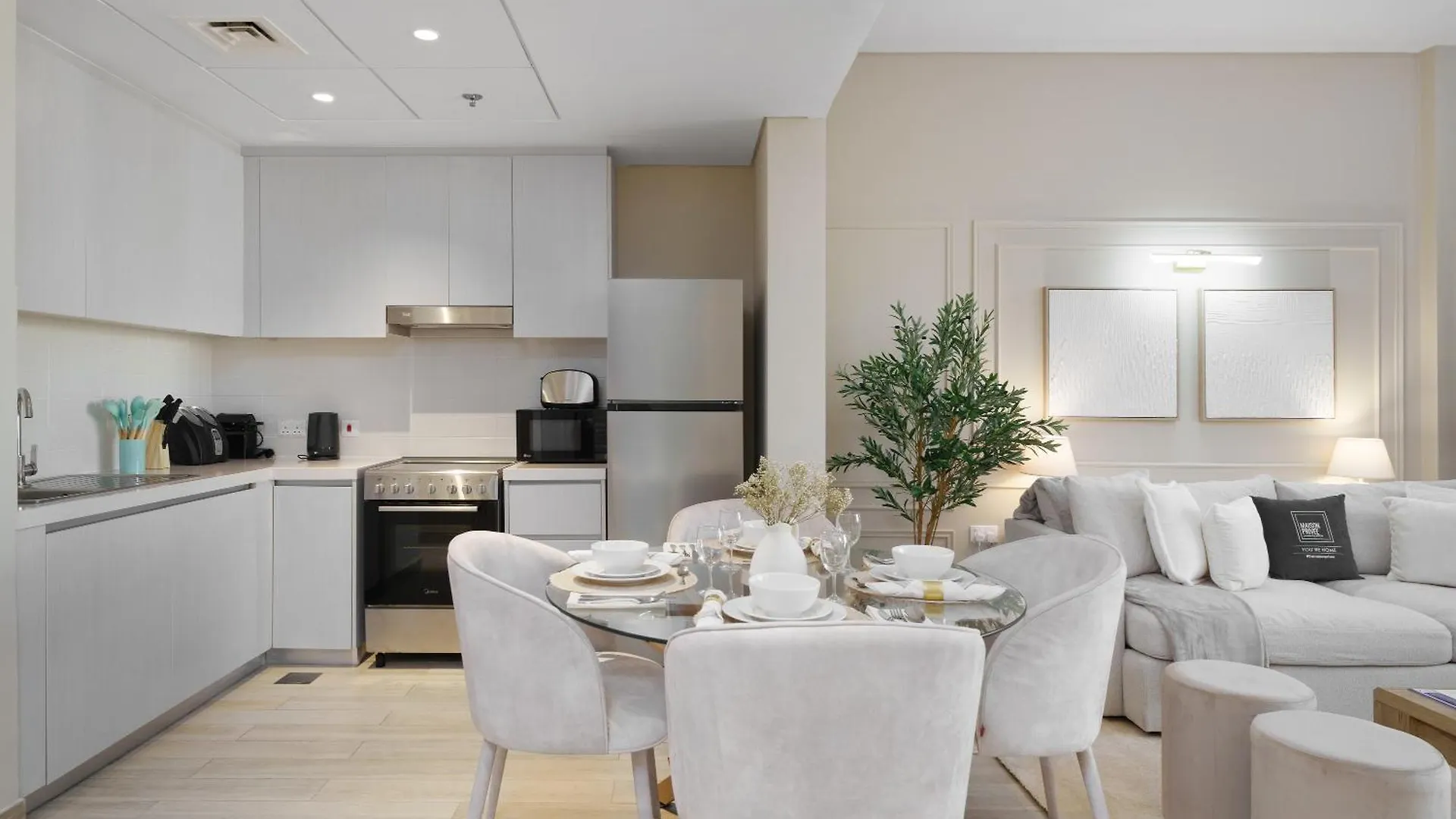 Maison Privee - Modern Hideaway With Canal Views On Yas Island Абу-Даби 0*,